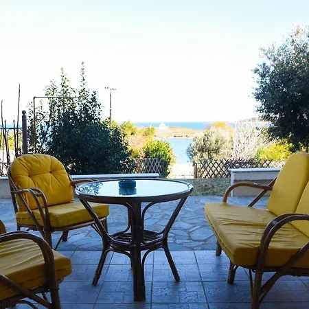 아파트 Areos Galaxy Beach View 브라브로나