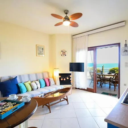 Areos Galaxy Beach View 아파트