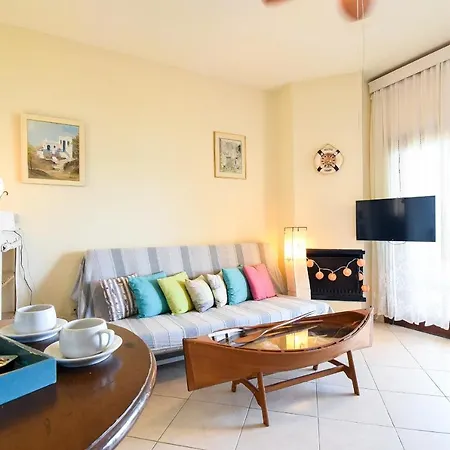 아파트 Areos Galaxy Beach View 브라브로나